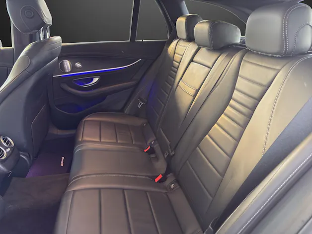 MERCEDES-BENZ E 220 d AMG Line 4Matic 9G-Tronic