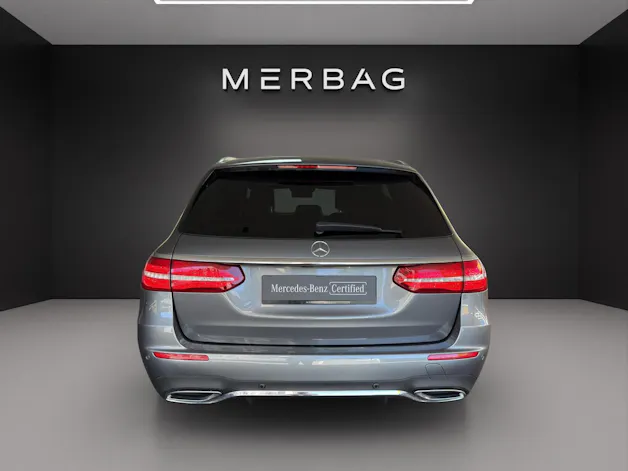MERCEDES-BENZ E 220 d AMG Line 4Matic 9G-Tronic