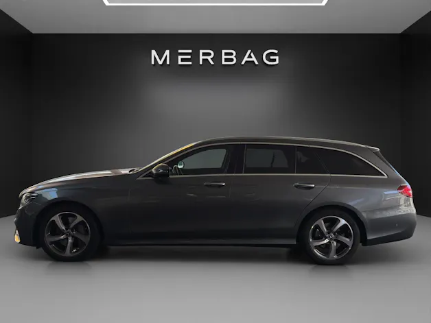 MERCEDES-BENZ E 220 d AMG Line 4Matic 9G-Tronic