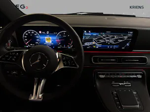 MERCEDES-BENZ V 300 d 4M - Lang / DISTRONIC / 360 Grad Kamera / Panorama-Dach / 7 Sitze / Luftfederung