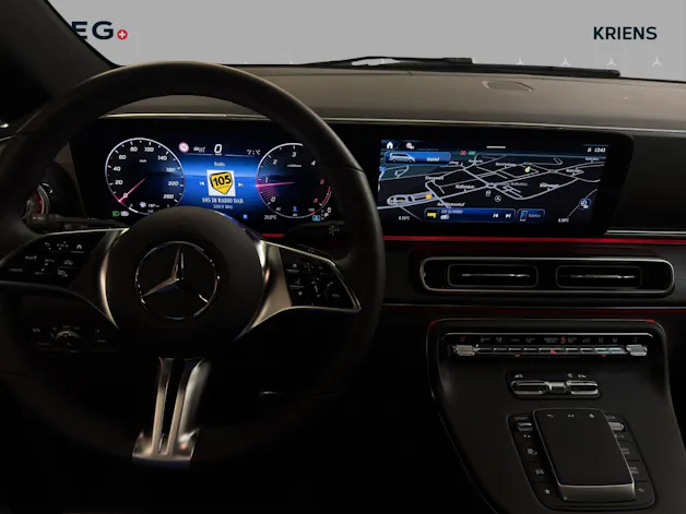 MERCEDES-BENZ V 300 d 4M - Lang / DISTRONIC / 360 Grad Kamera / Panorama-Dach / 7 Sitze / Luftfederung