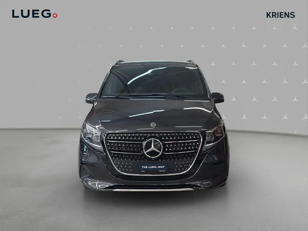 MERCEDES-BENZ V 300 d 4M - Lang / DISTRONIC / 360 Grad Kamera / Panorama-Dach / 7 Sitze / Luftfederung
