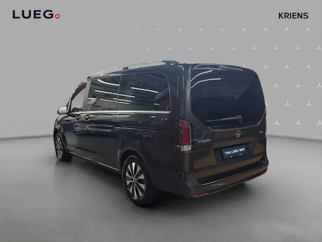 MERCEDES-BENZ V 300 d 4M - Lang / DISTRONIC / 360 Grad Kamera / Panorama-Dach / 7 Sitze / Luftfederung