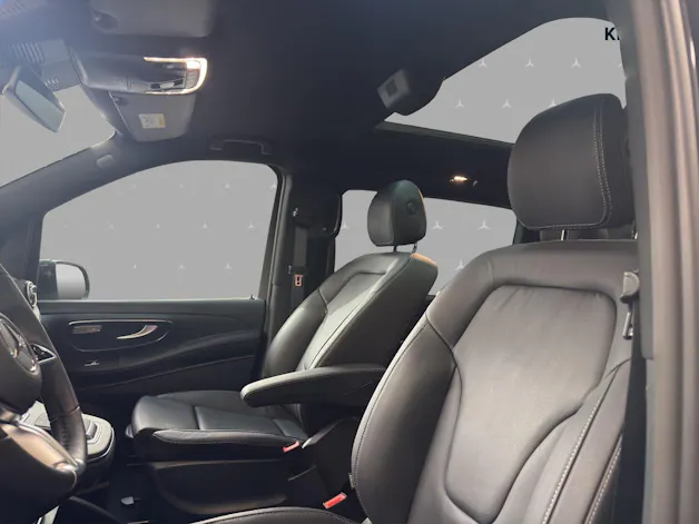 MERCEDES-BENZ V 300 d 4M - Lang / DISTRONIC / 360 Grad Kamera / Panorama-Dach / 7 Sitze / Luftfederung