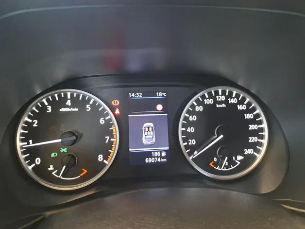NISSAN Juke 1.0 DIG-T Visia