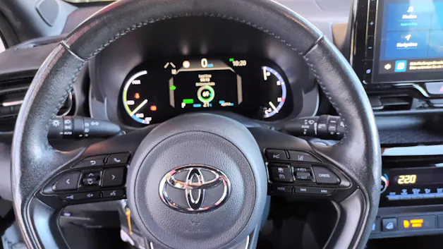 Toyota Yaris Cross 1.5 Team Deutschland e-CVT AWDi