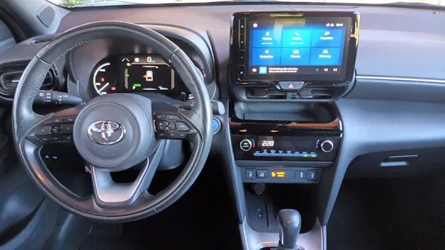 Toyota Yaris Cross 1.5 Team Deutschland e-CVT AWDi