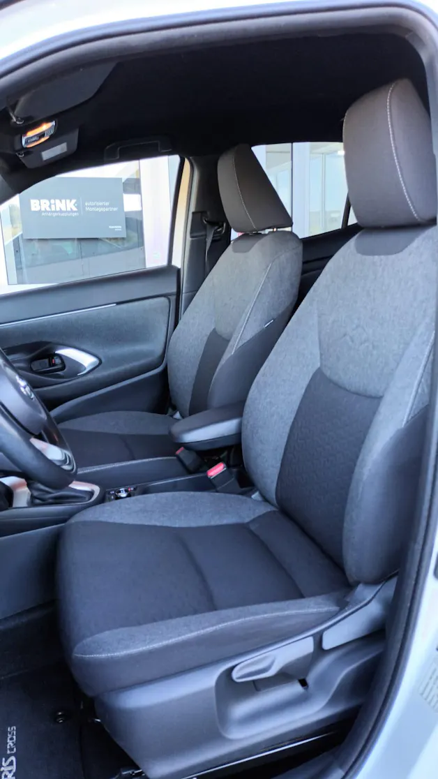 Toyota Yaris Cross 1.5 Team Deutschland e-CVT AWDi