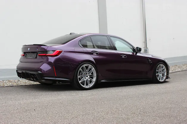 BMW M3 Competition M xDrive Individual M CARBON EXTERIEURPAKET *PURPLE SILK METALLIC* 🎉1.88%-LEASINGAKTION🎉