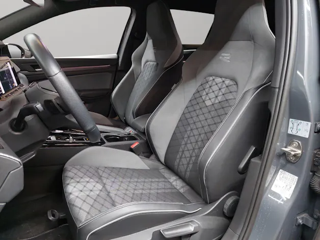 VW Golf Variant 2.0 TSI R-Line DSG 4Motion