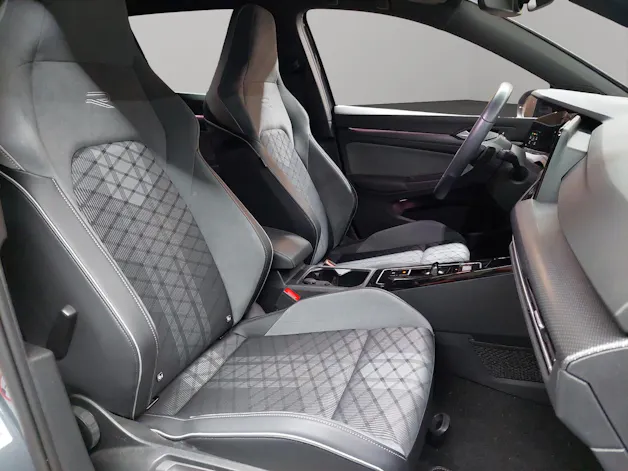 VW Golf Variant 2.0 TSI R-Line DSG 4Motion