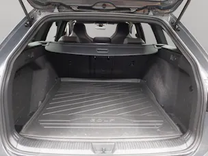VW Golf Variant 2.0 TSI R-Line DSG 4Motion