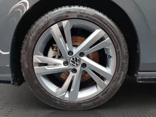 VW Golf Variant 2.0 TSI R-Line DSG 4Motion