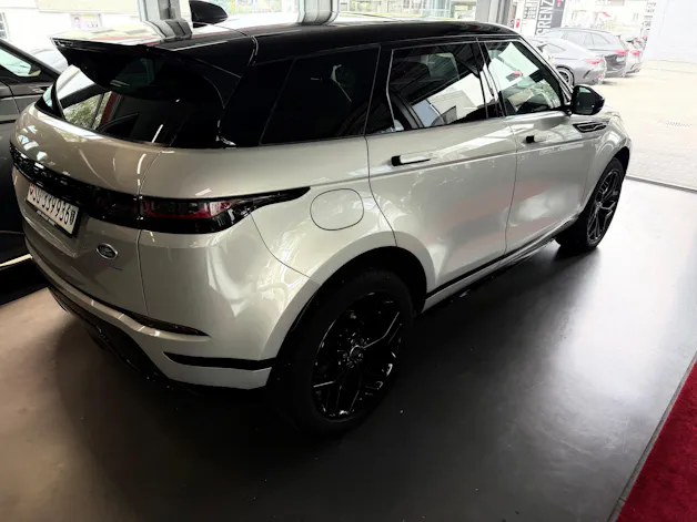 Land Rover Range Rover Evoque R-Dynamic D 180 AT9