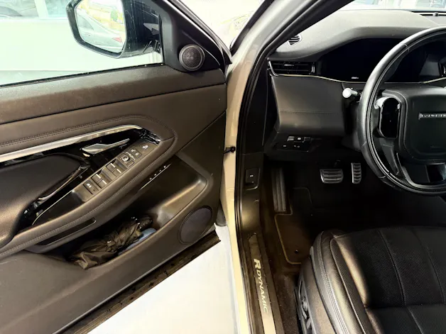 Land Rover Range Rover Evoque R-Dynamic D 180 AT9