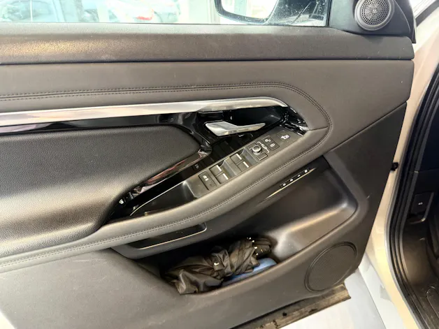 Land Rover Range Rover Evoque R-Dynamic D 180 AT9