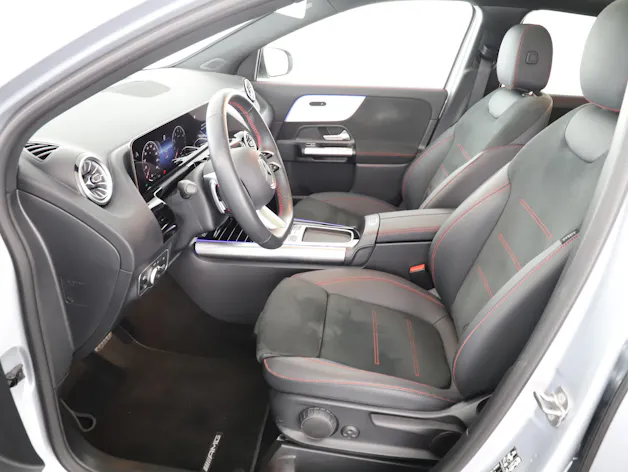 MERCEDES-BENZ GLA 250 4Matic Swiss Star