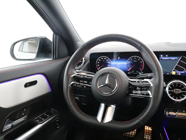 MERCEDES-BENZ GLA 250 4Matic Swiss Star