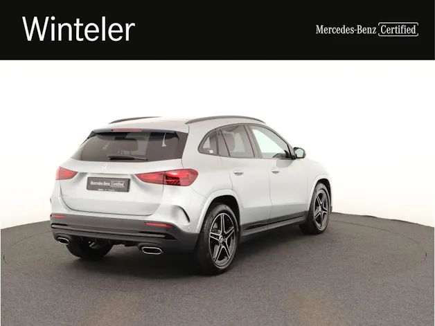 MERCEDES-BENZ GLA 250 4Matic Swiss Star