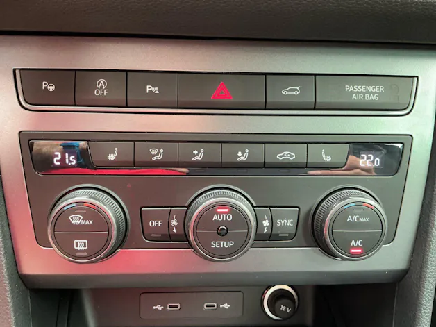 CUPRA Ateca 4Drive *** ANHÄNGERKUPPLUNG & 5 JAHRE WERKSGARANTIE ***