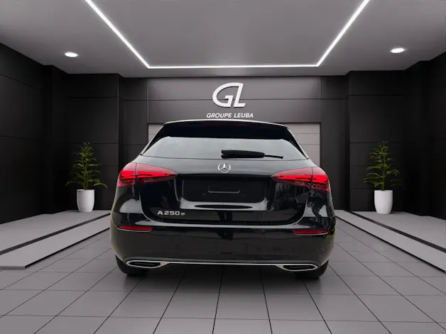 MERCEDES-BENZ A 250 e EQ Star 8G-DCT