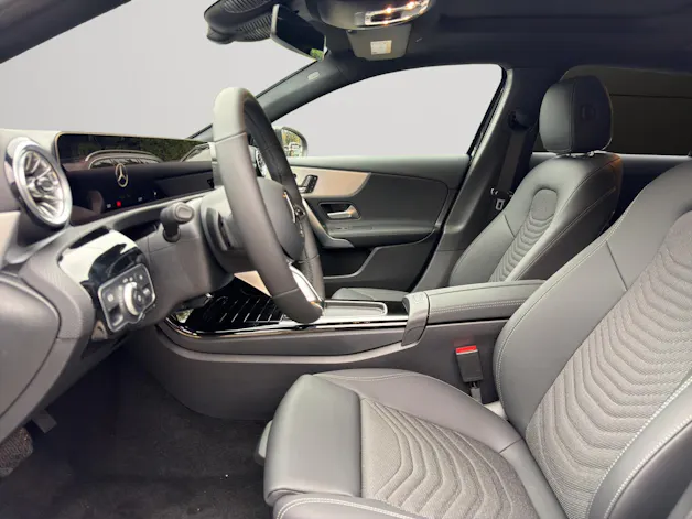 MERCEDES-BENZ A 250 e EQ Star 8G-DCT