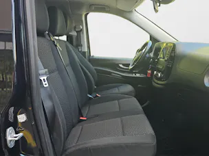MERCEDES-BENZ Vito 116 CDI Select Tourer 4Matic 9G-Tronic 9-Plätzer