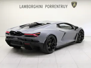 Lamborghini Revuelto HPEV