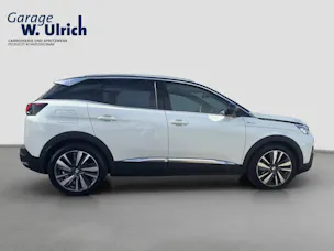 PEUGEOT 3008 1.6 Plug-in Hybrid4 GT