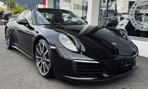 PORSCHE 911 Targa 4S PDK