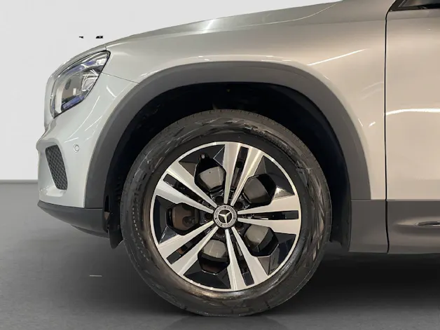 MERCEDES-BENZ GLB 250 Progressive 4MATIC