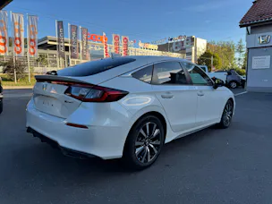 HONDA Civic 2.0 i-MMD HEV Elegance
