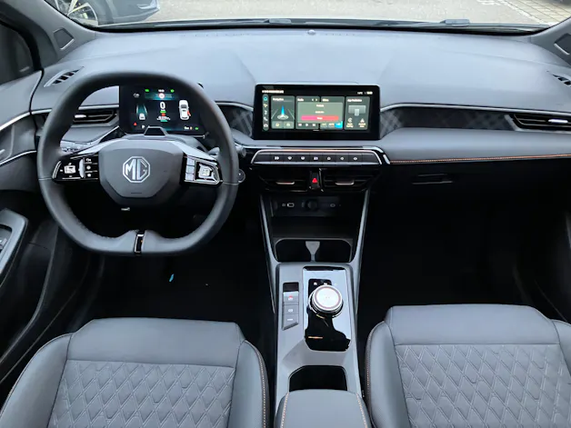 MG 3 1.5 Hybrid Luxury Aut.
