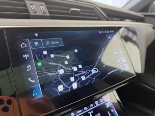 AUDI e-tron S quattro