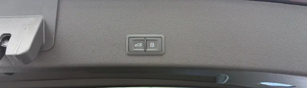 AUDI e-tron S quattro
