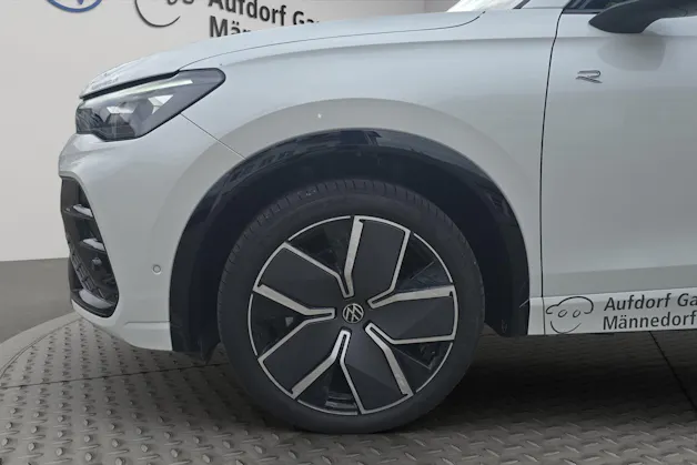 VW Tiguan 2.0 TSI DSG R-Line 4Motion