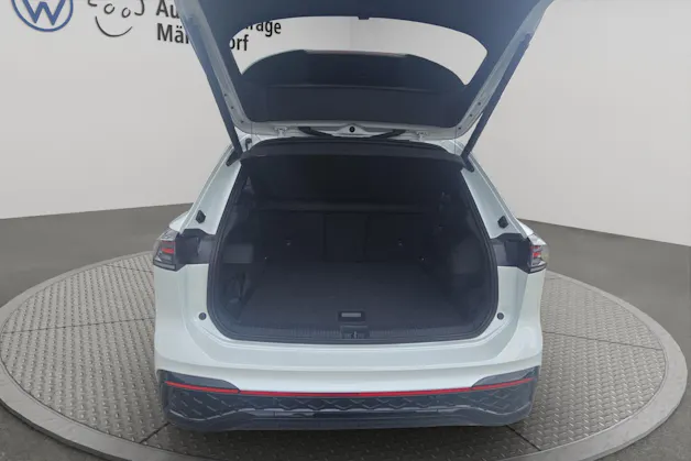 VW Tiguan 2.0 TSI DSG R-Line 4Motion