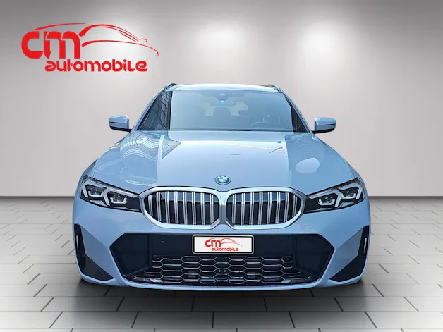 BMW 330e x DriveTouring Steptronic M Sport