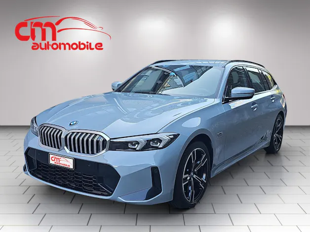 BMW 330e x DriveTouring Steptronic M Sport
