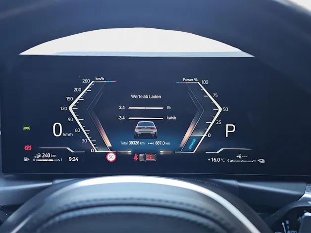 BMW 330e x DriveTouring Steptronic M Sport