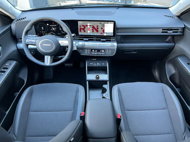 HYUNDAI Kona 1.6 GDi HEV Amplia DCT