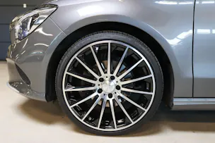 MERCEDES-BENZ CLA Shooting Brake 220 4Matic 7G-DCT