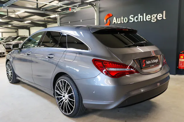 MERCEDES-BENZ CLA Shooting Brake 220 4Matic 7G-DCT