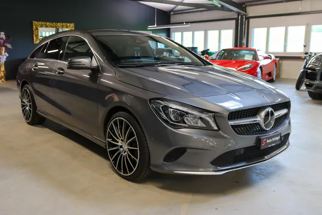 MERCEDES-BENZ CLA Shooting Brake 220 4Matic 7G-DCT