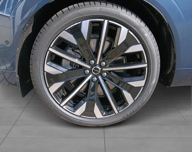 VOLVO XC60 2.0 T8 TE Ultra Dark eAWD