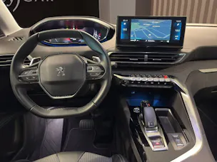 PEUGEOT 3008 1.2 PureTech Allure Pack EAT8