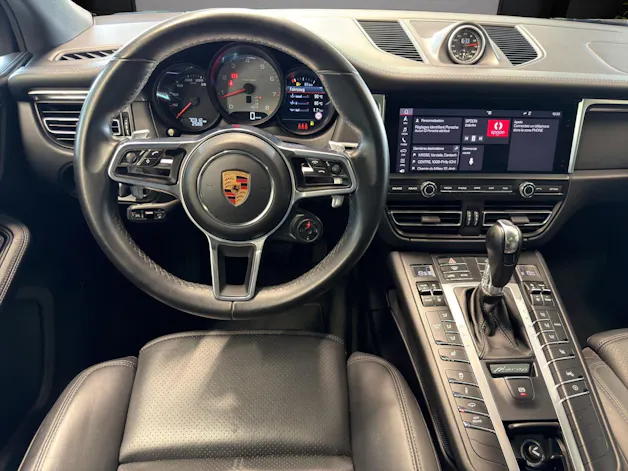 PORSCHE Macan S PDK