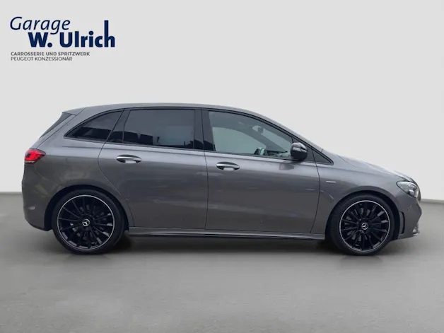 MERCEDES-BENZ B 250 AMG Line 4matic