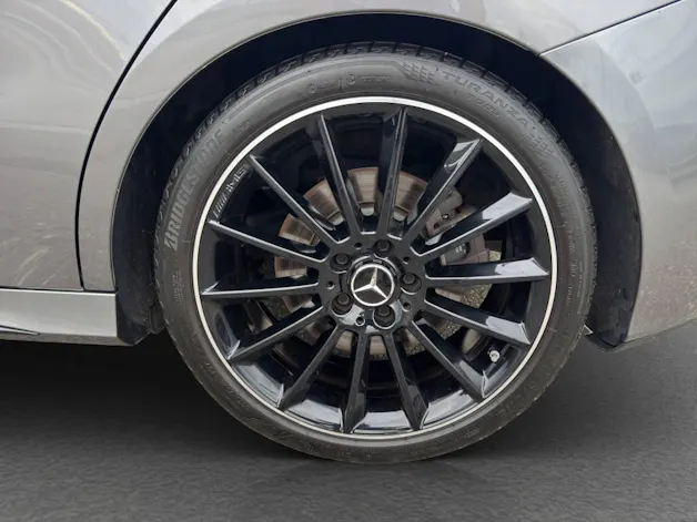 MERCEDES-BENZ B 250 AMG Line 4matic