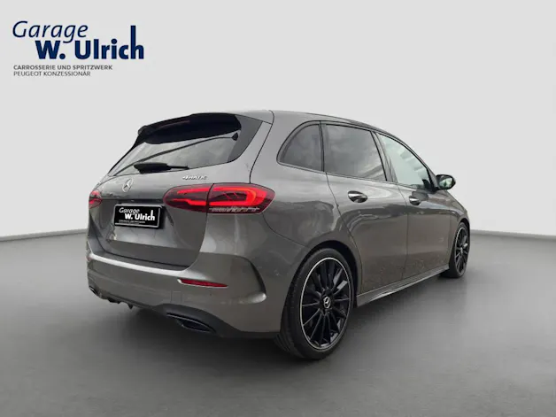MERCEDES-BENZ B 250 AMG Line 4matic